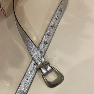 Karen‎ Kane Women’s Belt.  Size Large.  Silver belt and buckle.